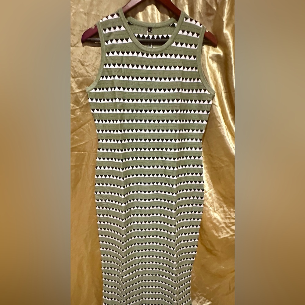 OUGES Green and Black Maxi Dress